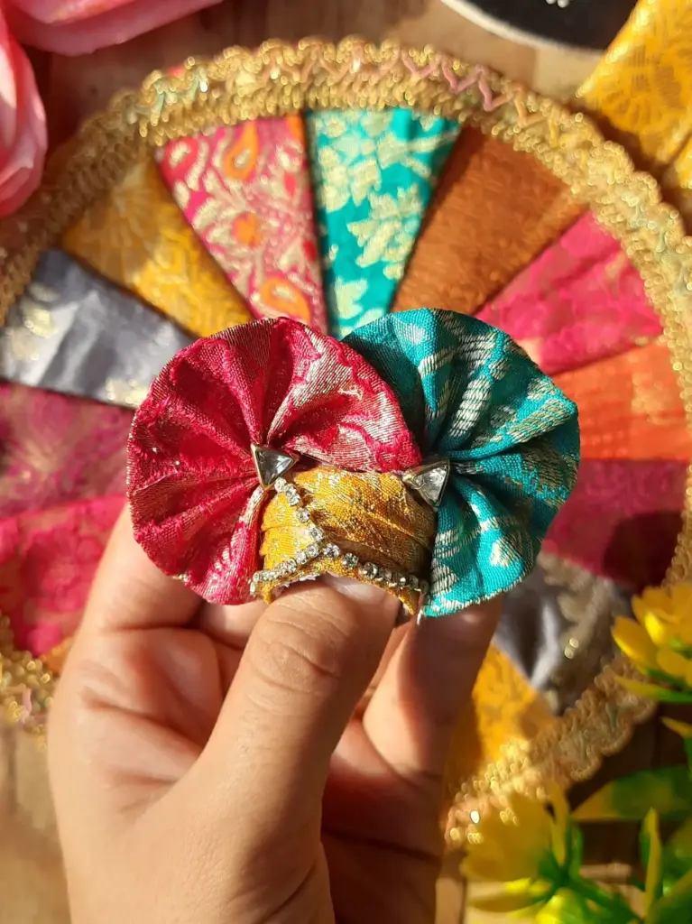 Shahi Mishrit Pagdi – Dual Brocade Crown for Laddu Gopal