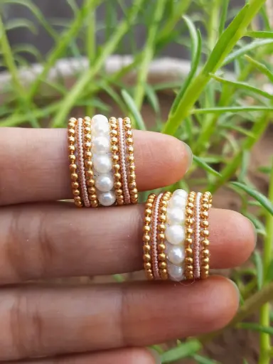 [J01] Mini White Pearl Bangles for Laddu Gopal