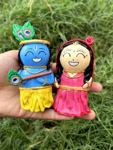 Smiling Radha Krishna Hand-Painted (Mini set)